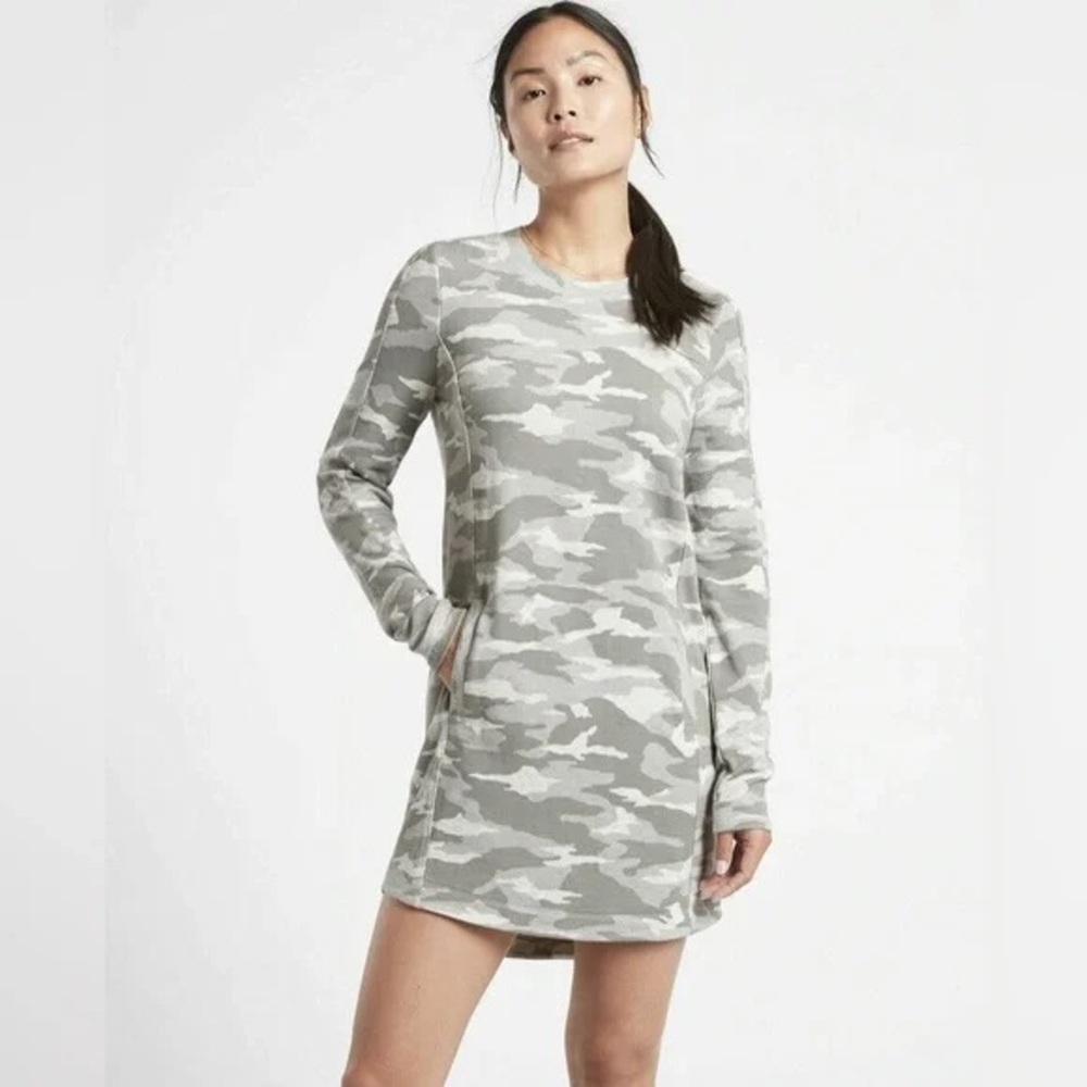 ATHLETA BALANCE CAMO PRINTED DRESS SIZE XS